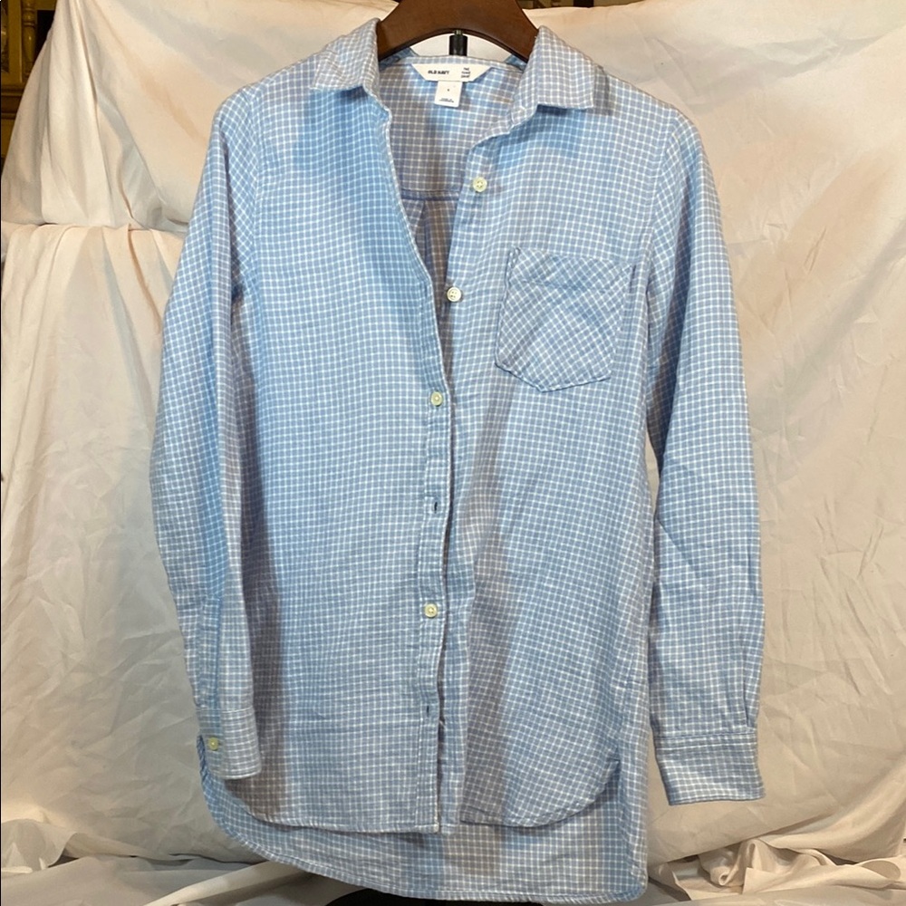 Old Navy Blue Casual Button Down Shirt